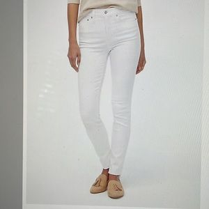 NWT J crew white jeans sz 28